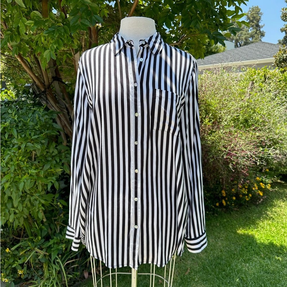 Jane + Delancey Striped Button Down Shirt - size L